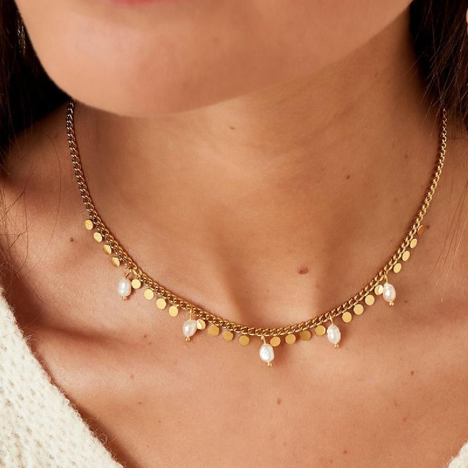 Necklace with pearls and circles Picture4